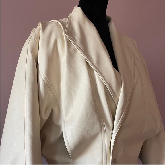 NEW! MOTHER- The Big Time Faux Leather Jacket in Drunk in Love Ivory Size Small - Picture 7 of 11